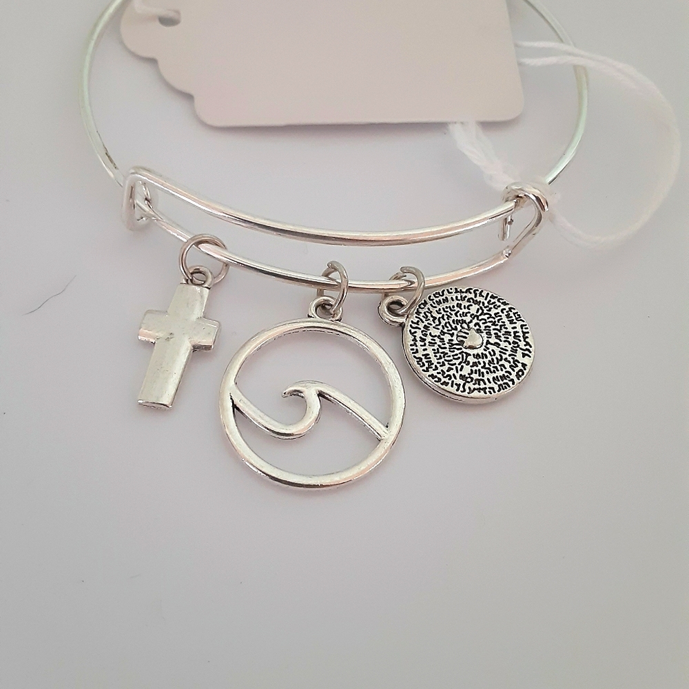 Adjustable bangle bracelet